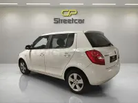 Usado Skoda Fabia 69 CV (50 kW) 2015 Blanco Berlina
