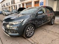 Usado Renault Kadjar Zen 140 CV (102 kW) 2021 Gris / plata SUV