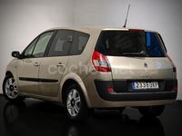 Usado Renault Grand Scénic II Dynamique 130 CV (95 kW) 2006 Gris / plata Monovolumen