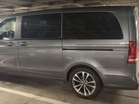 Usado Mercedes V250 Avantgarde 190 CV (139 kW) 2022 Gris Monovolumen
