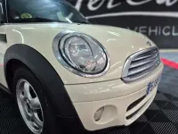 Usado Mini Cooper 111 CV (81 kW) 2009 Blanco Utilitario