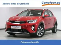 Usado Kia Stonic Plus 120 CV (88 kW) 2022 Rojo SUV