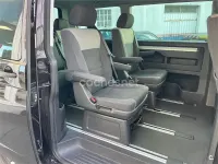 Usado VW Multivan Highline 140 CV (102 kW) 2014 Granate Monovolumen
