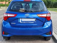 Usado Toyota Yaris Active 69 CV (50 kW) 2017 Azul Berlina