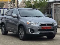 Usado Mitsubishi ASX Motion 114 CV (83 kW) 2015 Plateado SUV