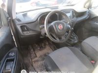 Usado Fiat Doblò 95 CV (69 kW) 2017 Blanco Monovolumen