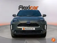Usado Toyota Yaris Cross Active 116 CV (85 kW) 2022 Gris / plata SUV