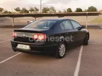 Usado VW Passat Edition 110 CV (80 kW) 2011 Negro Berlina