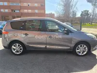 Usado Renault Grand Scénic IV LIMITED 110 CV (80 kW) 2016 Gris / plata Monovolumen