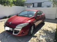 Usado Renault Mégane Expression 105 CV (77 kW) 2009 Granate Berlina