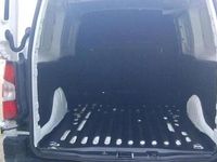 Usado Citroën Berlingo 102 CV (75 kW) 2019 Ewp  pintura blanco banquise Monovolumen