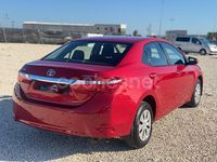 Usado Toyota Corolla Active 101 CV (74 kW) 2012 Granate Berlina