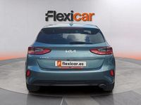 Usado Kia Ceed 101 CV (74 kW) 2022 Verde Utilitario
