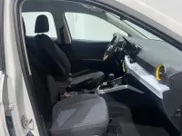 Usado Seat Arona Style Plus 110 CV (80 kW) 2022 Blanco SUV
