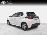 Usado Toyota Yaris Hybrid Active 116 CV (85 kW) 2025 Blanco Berlina
