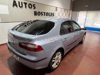 Usado Renault Laguna II Dynamique 120 CV (88 kW) 2001 Gris / plata Berlina