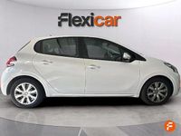 Usado Peugeot 208 Active 100 CV (73 kW) 2019 Blanco Utilitario