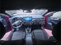 Usado Ford Focus ST-Line 125 CV (91 kW) 2025 Rojo Familiar