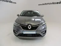 Usado Renault Arkana Intens 140 CV (102 kW) 2022 Gris / plata SUV