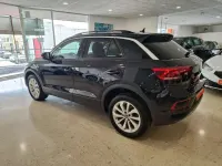 Usado VW T-Roc Life 150 CV (110 kW) 2024 Negro SUV