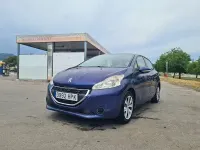 Usado Peugeot 208 Style 82 CV (60 kW) 2014 Azul Utilitario