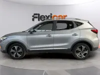 Usado MG ZS Luxury 111 CV (81 kW) 2022 Gris SUV