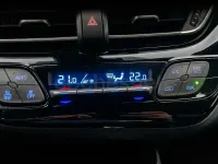 Usado Toyota C-HR Advance 122 CV (89 kW) 2022 Gris / plata SUV