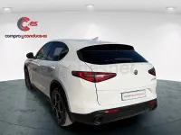 Usado Alfa Romeo Stelvio Sprint 160 CV (117 kW) 2022 Blanco SUV