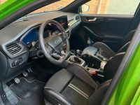 Usado Ford Focus ST 280 CV (205 kW) 2023 Verde Berlina