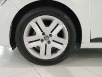 Usado Renault Clio V Intens 100 CV (73 kW) 2022 Blanco Berlina