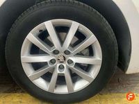 Usado Skoda Scala Ambition 110 CV (80 kW) 2021 Blanco Utilitario