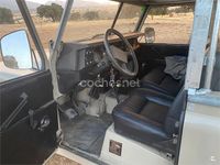 Usado Land Rover Defender 112 HP (82 kW) 1995 Bege SUV