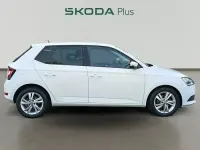 Usado Skoda Fabia Ambition 95 CV (69 kW) 2021 Blanco Utilitario