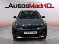Usado Kia Stonic GT-Line 121 CV (88 kW) 2021 Gris / plata SUV
