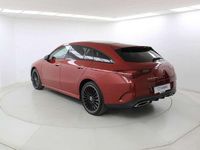 Usado Mercedes CLA250e Shooting Brake 218 CV (160 kW) 2025 Rojo Familiar