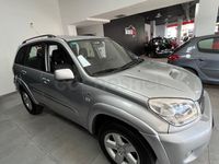 Usado Toyota RAV4 Luna 116 CV (85 kW) 2005 Gris / plata SUV