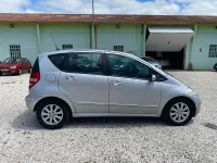 Usado Mercedes A180 Classic 109 CV (80 kW) 2005 Gris / plata Monovolumen