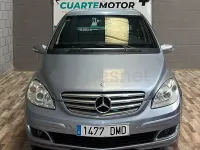 Usado Mercedes B200 140 CV (102 kW) 2005 Azul Monovolumen