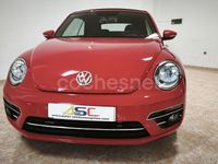 Usado VW Beetle Design 105 CV (77 kW) 2018 Rojo Descapotable