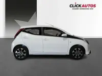 Usado Toyota Aygo X-play 72 CV (52 kW) 2021 Blanco Utilitario