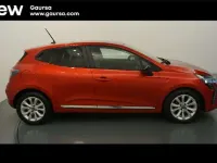 Usado Renault Clio V Evolution 90 CV (66 kW) 2024 Rojo Berlina