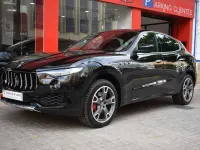 Usado Maserati Levante 275 CV (202 kW) 2017 Negro SUV