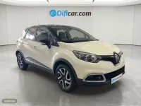 Usado Renault Captur Zen 90 CV (66 kW) 2016 Beige SUV