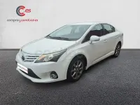 Usado Toyota Avensis Advance 147 CV (108 kW) 2012 Blanco Berlina