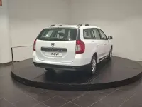 Usado Dacia Logan MCV Lauréate 90 CV (66 kW) 2017 Blanco Familiar