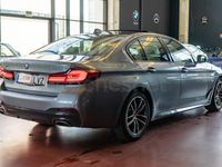 Usado BMW 545e Sport Line 394 CV (289 kW) 2022 Gris / plata Berlina