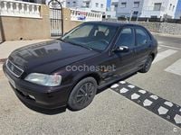 Usado Honda Civic S 115 CV (84 kW) 1998 Granate Berlina
