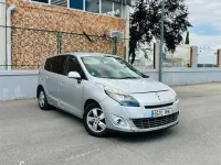 Usado Renault Scenic E-Tech Dynamique 110 CV (80 kW) 2011 Gris / plata Monovolumen