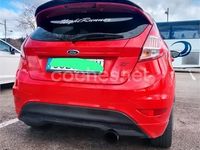 Usado Ford Fiesta 140 CV (102 kW) 2015 Rojo Berlina