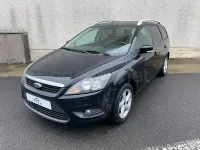 Usado Ford Focus Trend 109 CV (80 kW) 2010 Negro Familiar
